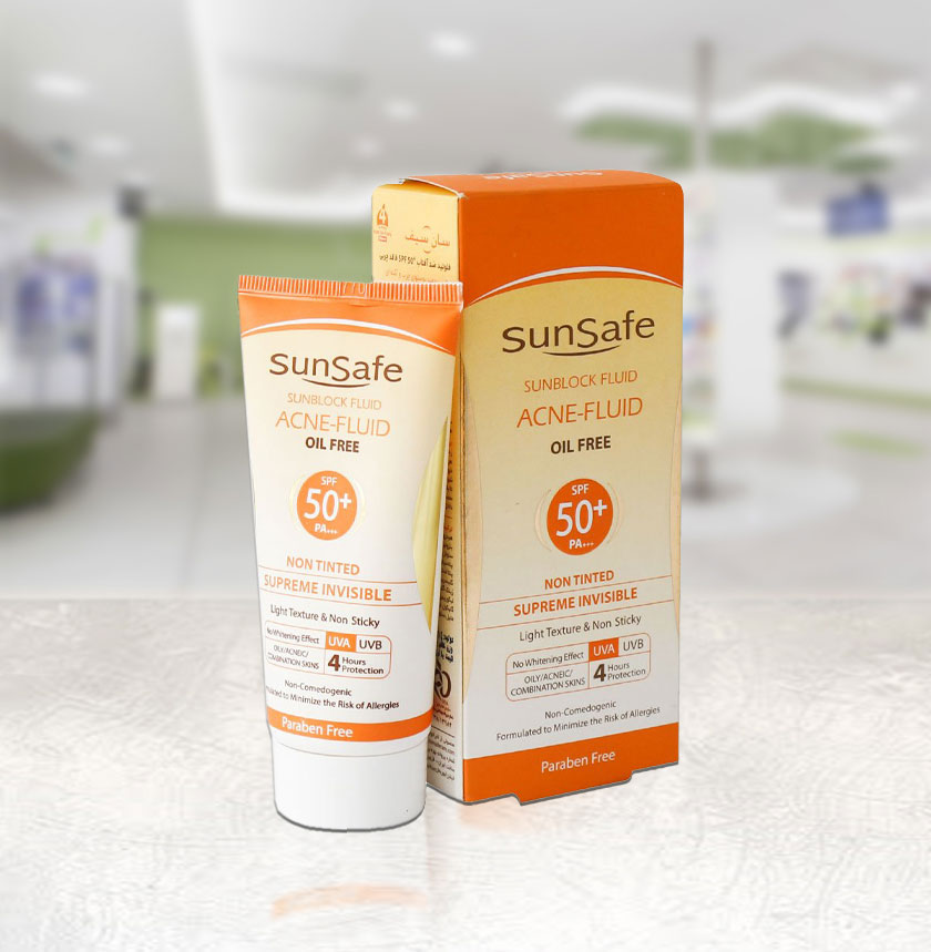 فلوئید ضد آفتاب بی رنگ فاقد چربی SPF50 سان سیف مناسب پوست چرب و آکنه ای 50 گرم
